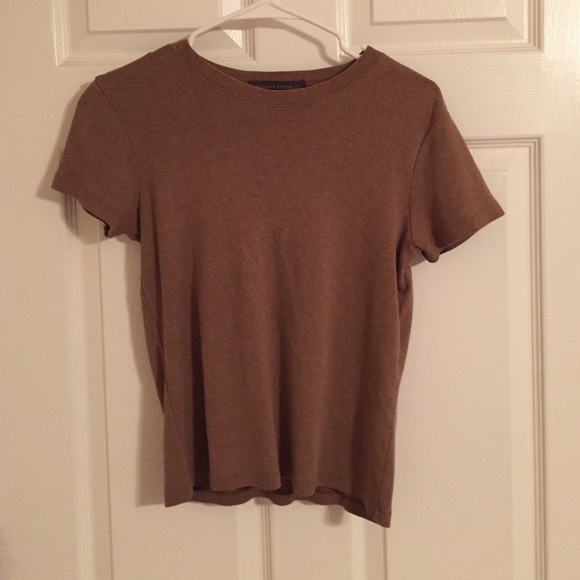 Slightly cropped banana republic casual top