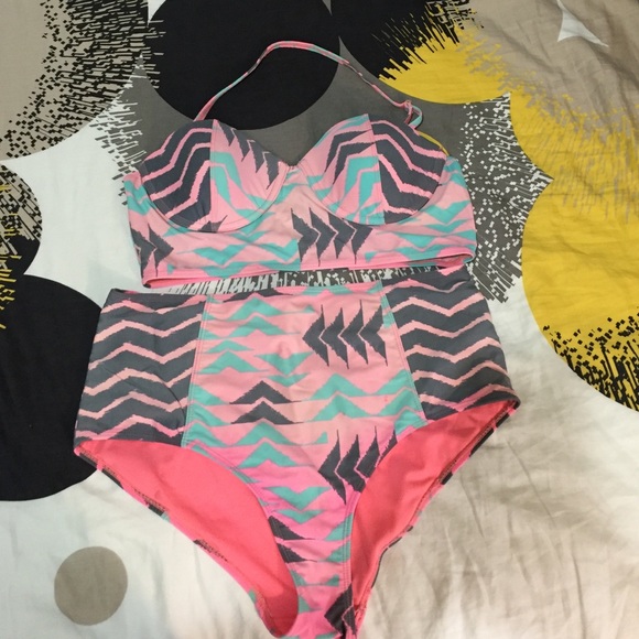 High waist bathing suit