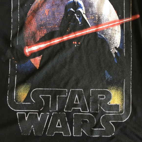 SOLD!! STAR WARS TOP - Picture 3 of 4