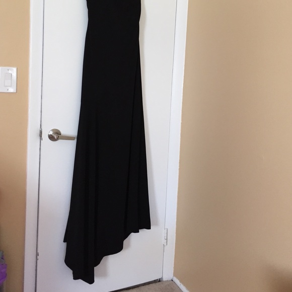 Halston Heritage one shoulder black gown - Picture 4 of 4