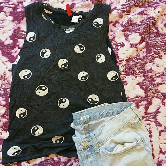 Yin Yang Graphic Tank Top