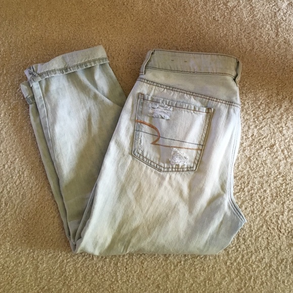 American Eagle Boy crop jeans