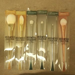 RT Brushes