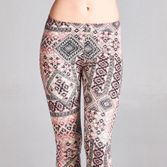 🎀LAST ONE🎀 Boho mauve and black leggings - Picture 2 of 4