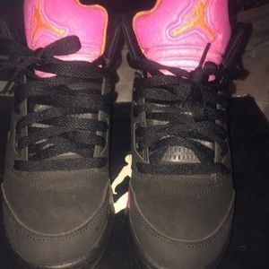 Jordans citrus pink 5s size 4y
