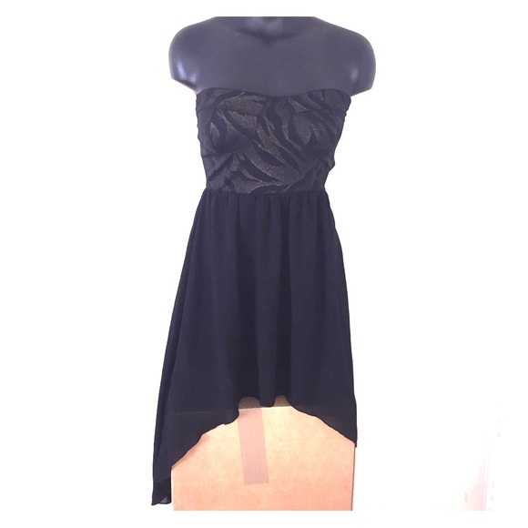 Strapless dress