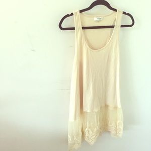 Tan layering tank