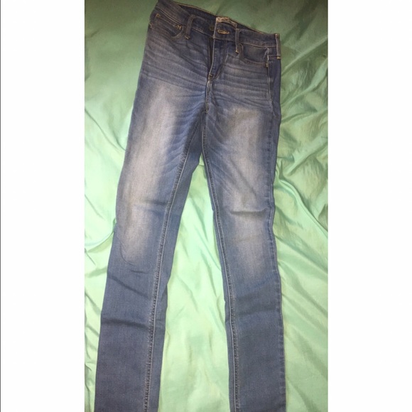 💋High Waisted Hollister Jegging💋