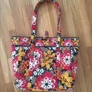 Vera Bradley tote bag