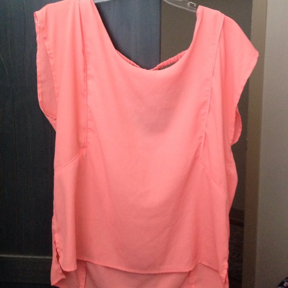 Peach Cutout short sleeve blouse