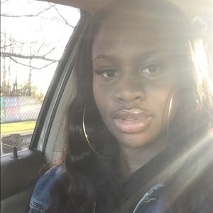 Meet your Posher, Ciara