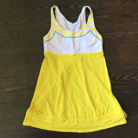 Lululemon Ta Ta Topper size 2 - Picture 2 of 4