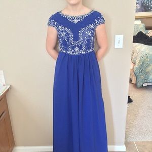👗 Blue High Neck Prom Dress