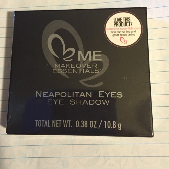 Make over essentials - Picture 3 of 4