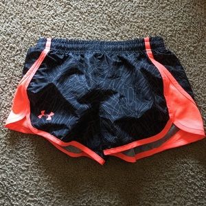 Girls underarmer shorts