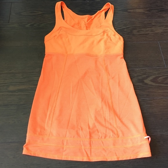 Lululemon Ta Ta Topper tank size 2 - Picture 2 of 4