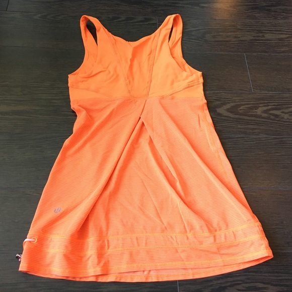 Lululemon Ta Ta Topper tank size 2 - Picture 3 of 4