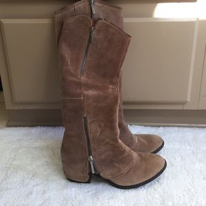 Donald J. Pliner Devi Boots in Chestnut Suede