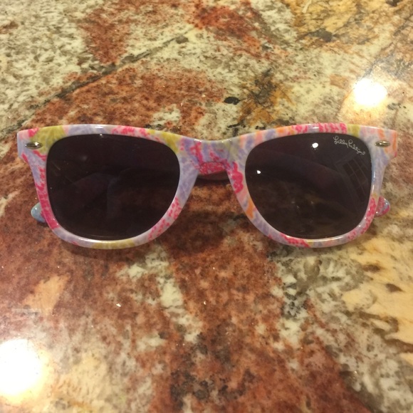Lilly Pulitzer Shades