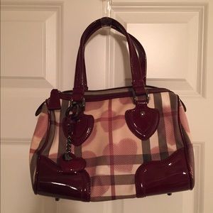 Burberry Medium Chester in supernova and berry