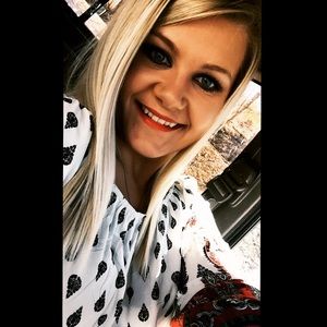 Meet your Posher, Loren