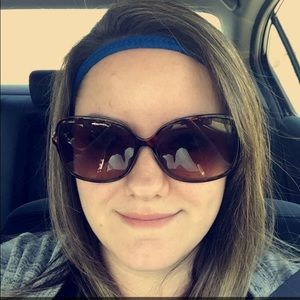 Meet your Posher, Cheryl