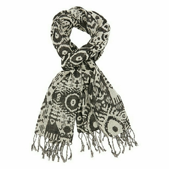 Geometric Print Blanket Scarf - Picture 1 of 2