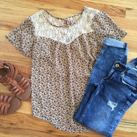 Flowy, boho short sleeve blouse