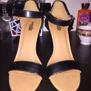 Classy black chunky heels