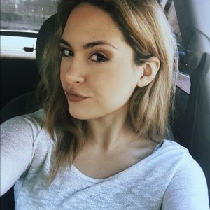 Meet your Posher, Brenda