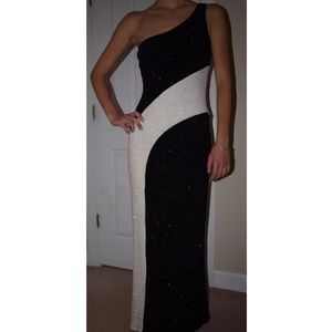 Black and White One Shoulder Prom Dress