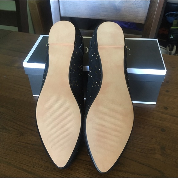 Sold! Gold studded Shoemint flats - Picture 2 of 4