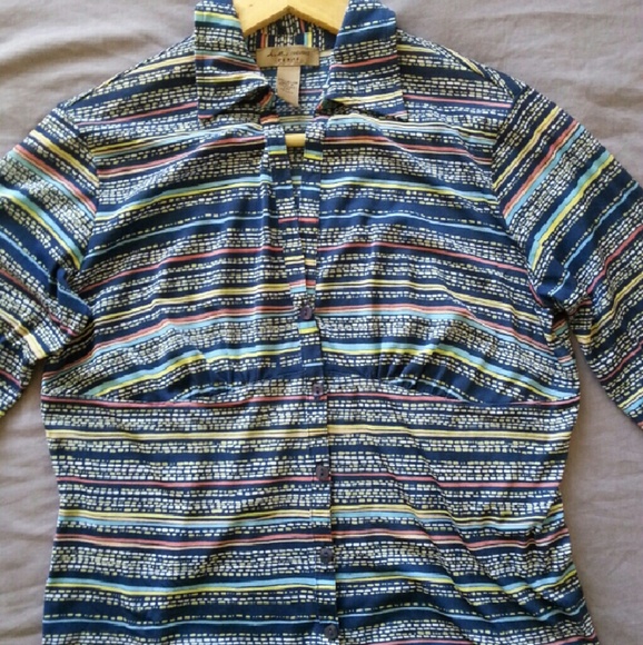 Colorful Shirt from i.e. with a Fun Print !