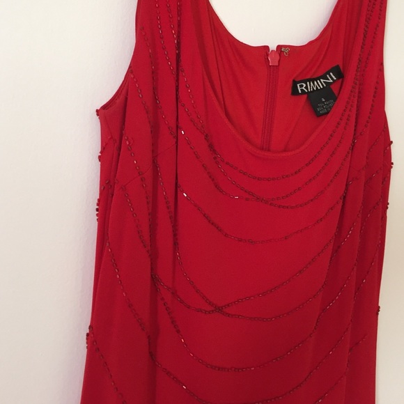 Rimini red gown with beaded detail - Picture 2 of 3