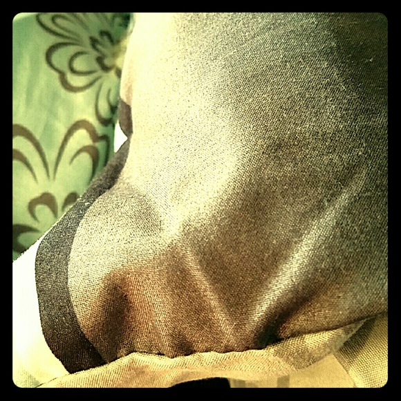 Meet your Posher, Toni