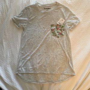 Stranded Grey Tee with Floral Accent Pocket