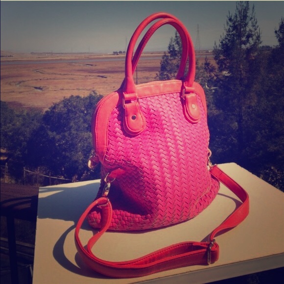 Deux Leux - coral braided hobo bag