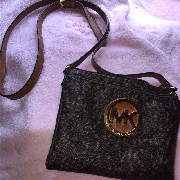 Michael Kors cross body