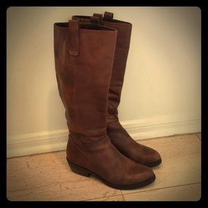 Arturo Chiang Western Inspired Leather Boots