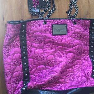 Betseyville Skull Print Tote Bag