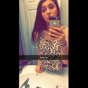 Meet your Posher, Melz