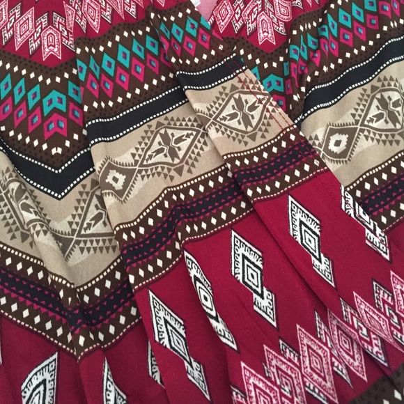 ♦️🏜SEXY Multicolor Faux Wrap Romper - Picture 3 of 4