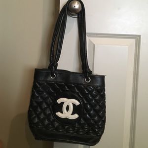 Non authentic Chanel bucket handbag