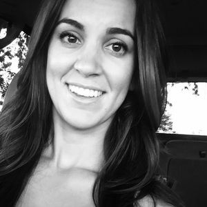 Meet your Posher, Alicia