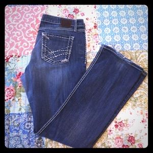 Dark wash BKE Kate jeans. Size 33x31