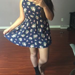 Floral dress🌻🌺🌸💐🌷🌹