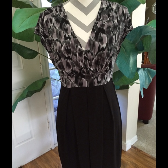 MIDI length print dress