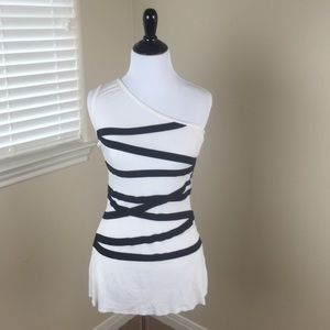 ALYTHEA One Shoulder Tank with Black Ribbon Trim M