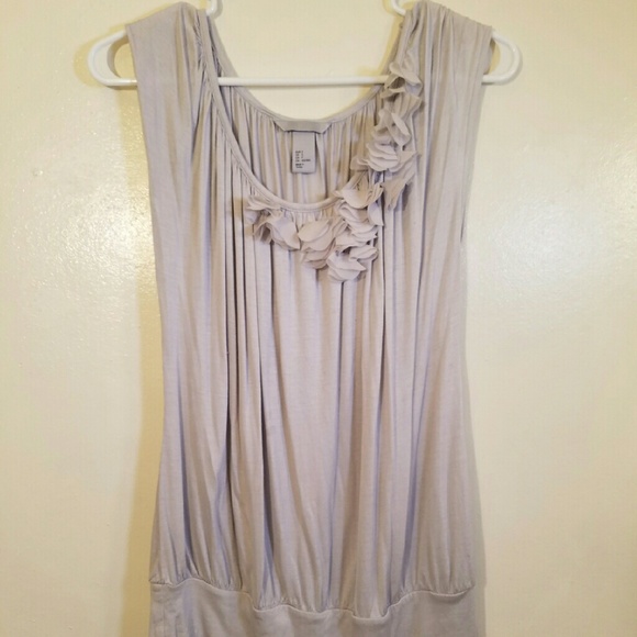 Soft grey sleeveless top - Picture 1 of 3