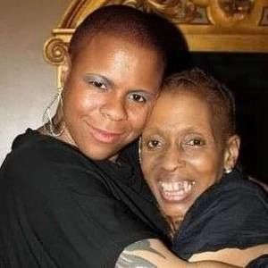 Meet your Posher, Olu